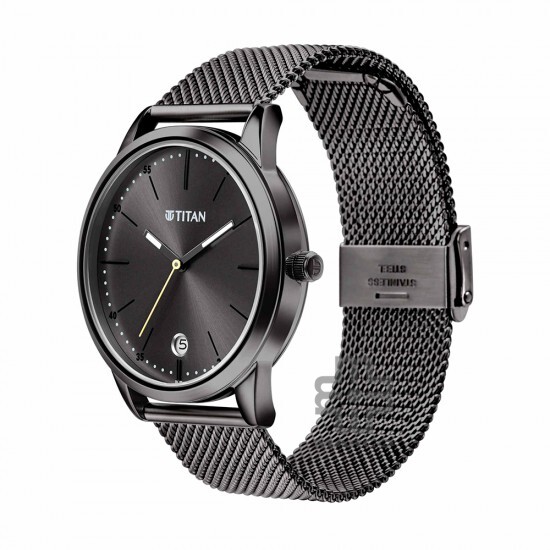 Titan Elmnt 1806QM01 Black Dial Stainless Steel Strap Quartz Men's Watch