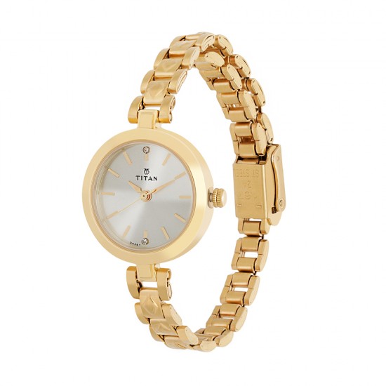 Titan Karishma 2598YM01 Champagne Dial Stainless Steel Strap Quartz Women's Watch Titan Karishma 2598YM01 Champagne Dial Stainless Steel Strap Quartz Women's Watch