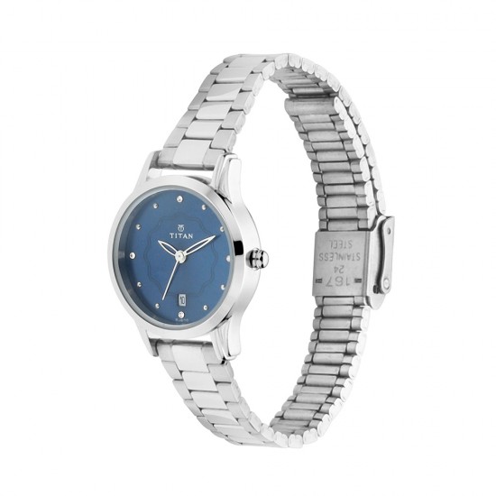 Titan Karishma 2628SM01 Blue Dial Metal Strap Quartz Women's Watch Titan Karishma 2628SM01 Blue Dial Metal Strap Quartz Women's Watch
