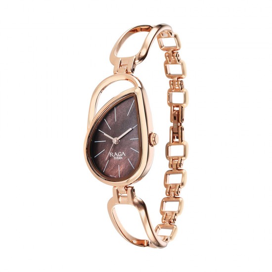 Titan Raga Chic 2688WM01 Brown Dial Metal Strap Quartz Women's Watch Titan Raga Chic 2688WM01 Brown Dial Metal Strap Quartz Women's Watch