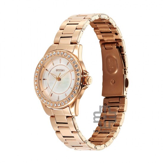 Titan Quartz 9798WM05 Pink Dial Stainless Steel Strap Women Watch Titan Quartz 9798WM05 Pink Dial Stainless Steel Strap Women Watch