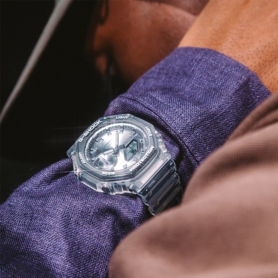 Casio G-Shock Bright Metallic Dial Series GA-2100BM-7A8 White Transparent Resin Band Men Sports Watch Casio G-Shock Bright Metallic Dial Series GA-2100BM-7A8 White Transparent Resin Band Men Sports Watch